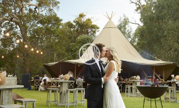 montaje y equipamiento carpas tipis
